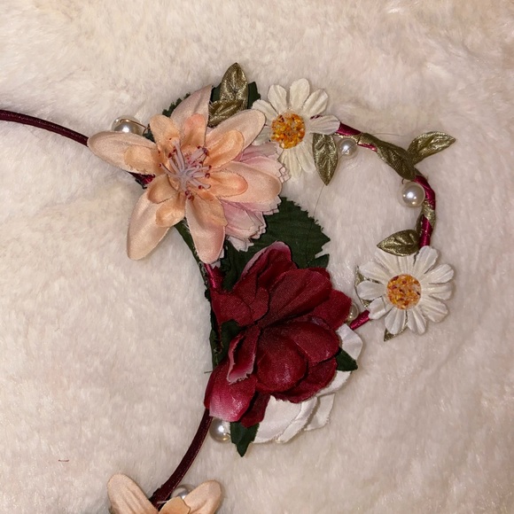 Fall princess - Picture 2 of 2